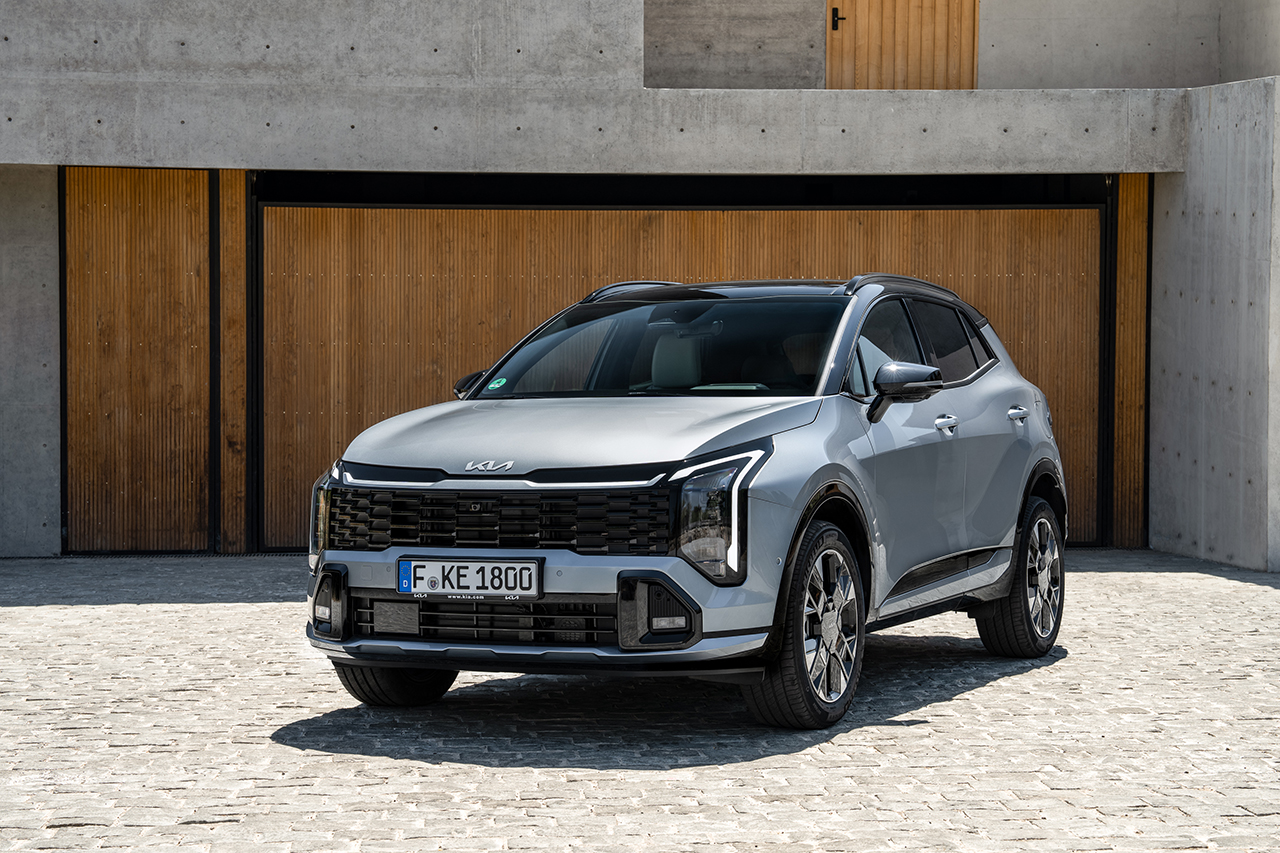 Kia Niro HEV, Kia Sportage HEV y Kia EV3: la gama más completa, electrificada y versátil del segmento C-SUV