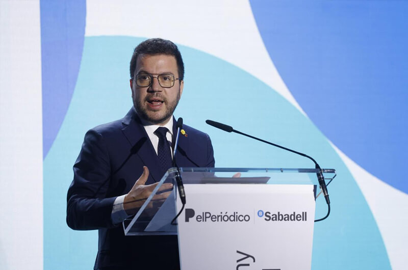 Pere Aragonès, durante su intervención en la entrega de los premios.