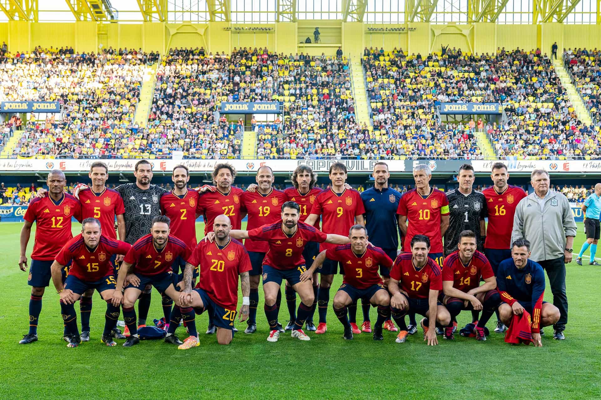 La gran labor en la sombra de Leyendas España o cómo un futbolista de la Selección puede terminar pasando apuros